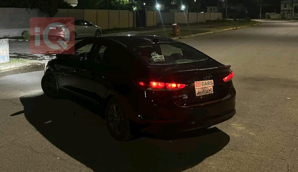 هیوندای ئەلەنترا